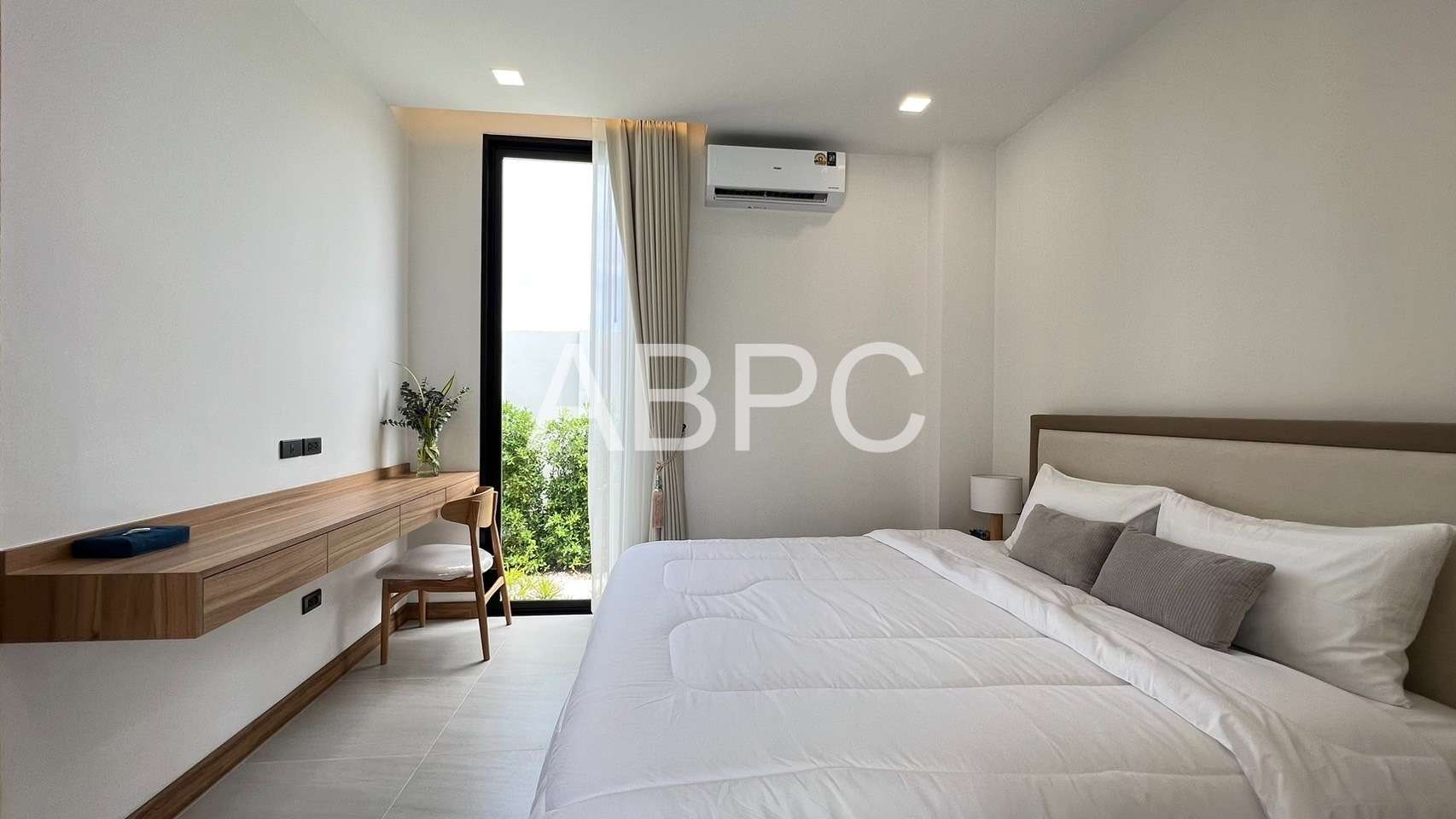 Luxury pool villa 3 Bedrooms 4 Bathrooms in Mapprachan photo 9