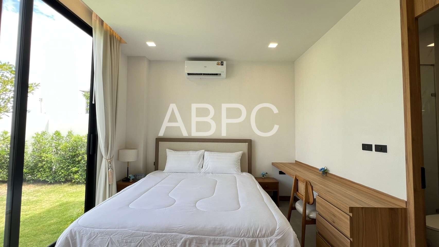 Luxury pool villa 3 Bedrooms 4 Bathrooms in Mapprachan photo 10
