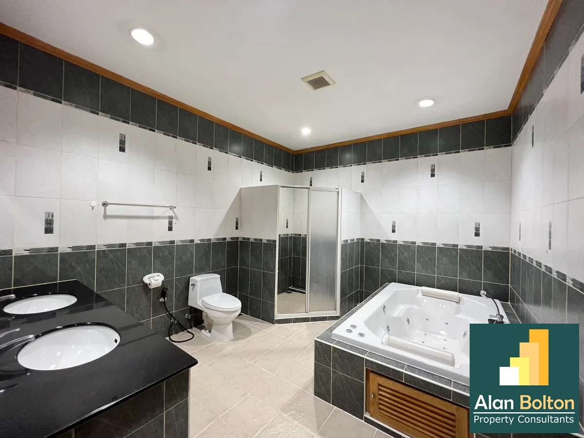 Pool Villa for rent 4 Bedroom 5 Bathrooms in Mapprachan photo 5