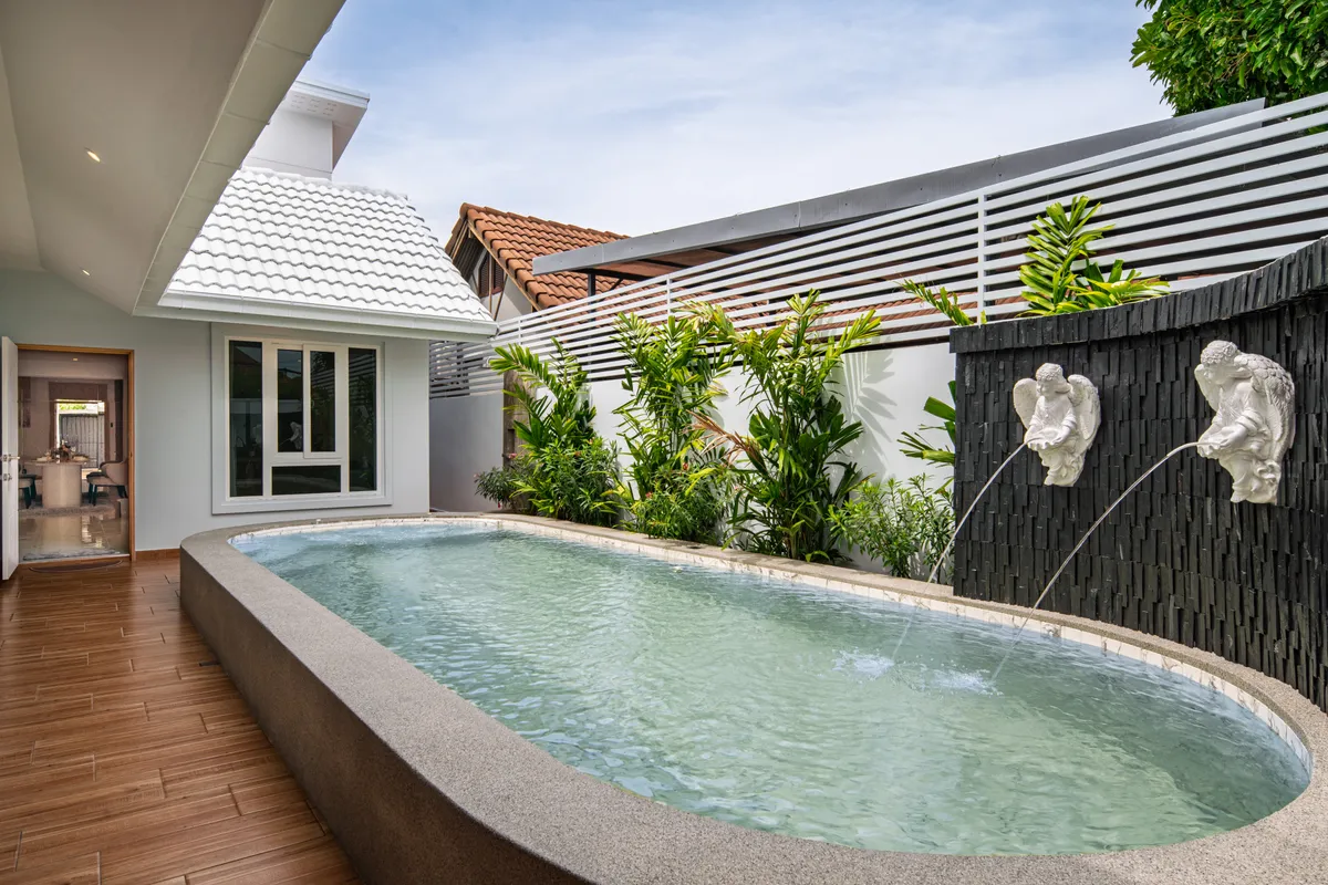Newly Renovated Pool Villa 2 story 4 bedrooms 5 bathrooms in South for Sale photo 17