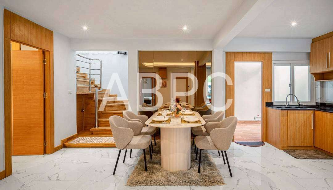 Newly Renovated Pool Villa 2 story 4 bedrooms 5 bathrooms in South for Sale photo 10