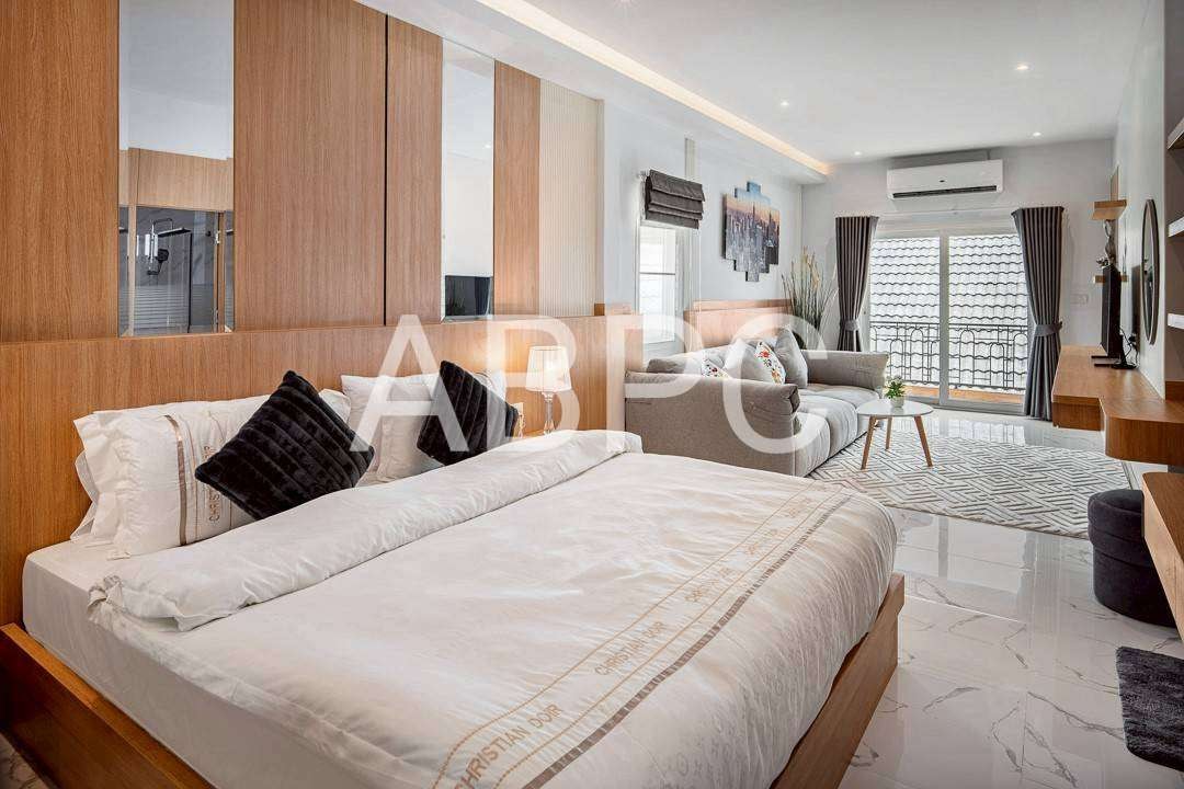 Newly Renovated Pool Villa 2 story 4 bedrooms 5 bathrooms in South for Sale photo 9