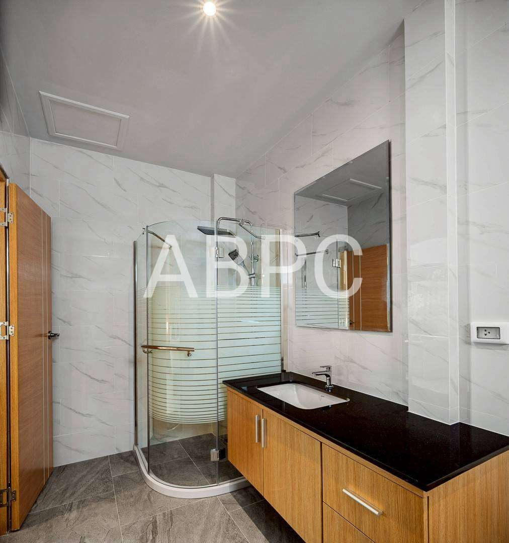 Newly Renovated Pool Villa 2 story 4 bedrooms 5 bathrooms in South for Sale photo 16