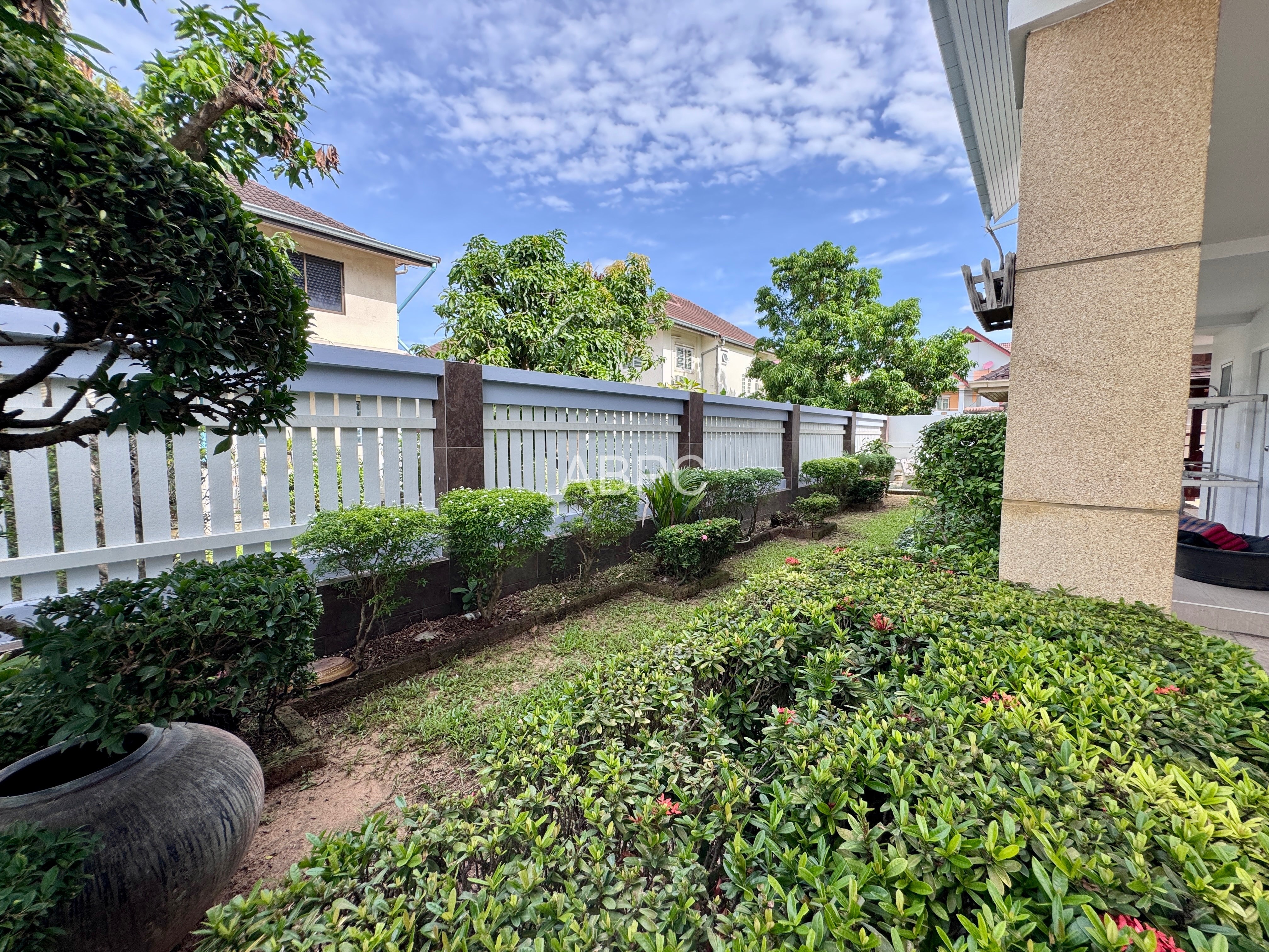 3 Bedrooms 4 bathrooms Pattaya Park Hill Nongprue photo 18