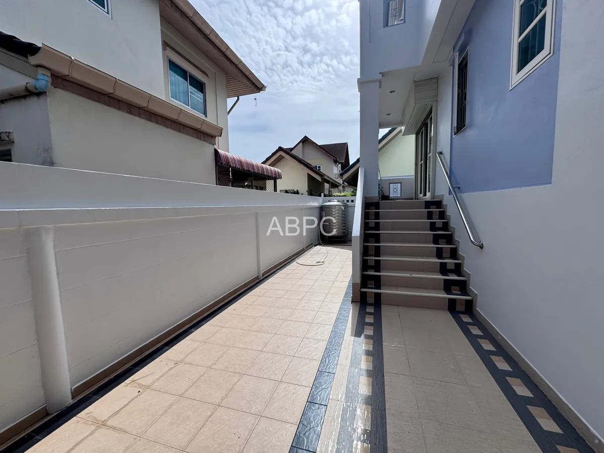 3 Bedrooms 4 bathrooms Pattaya Park Hill Nongprue photo 11
