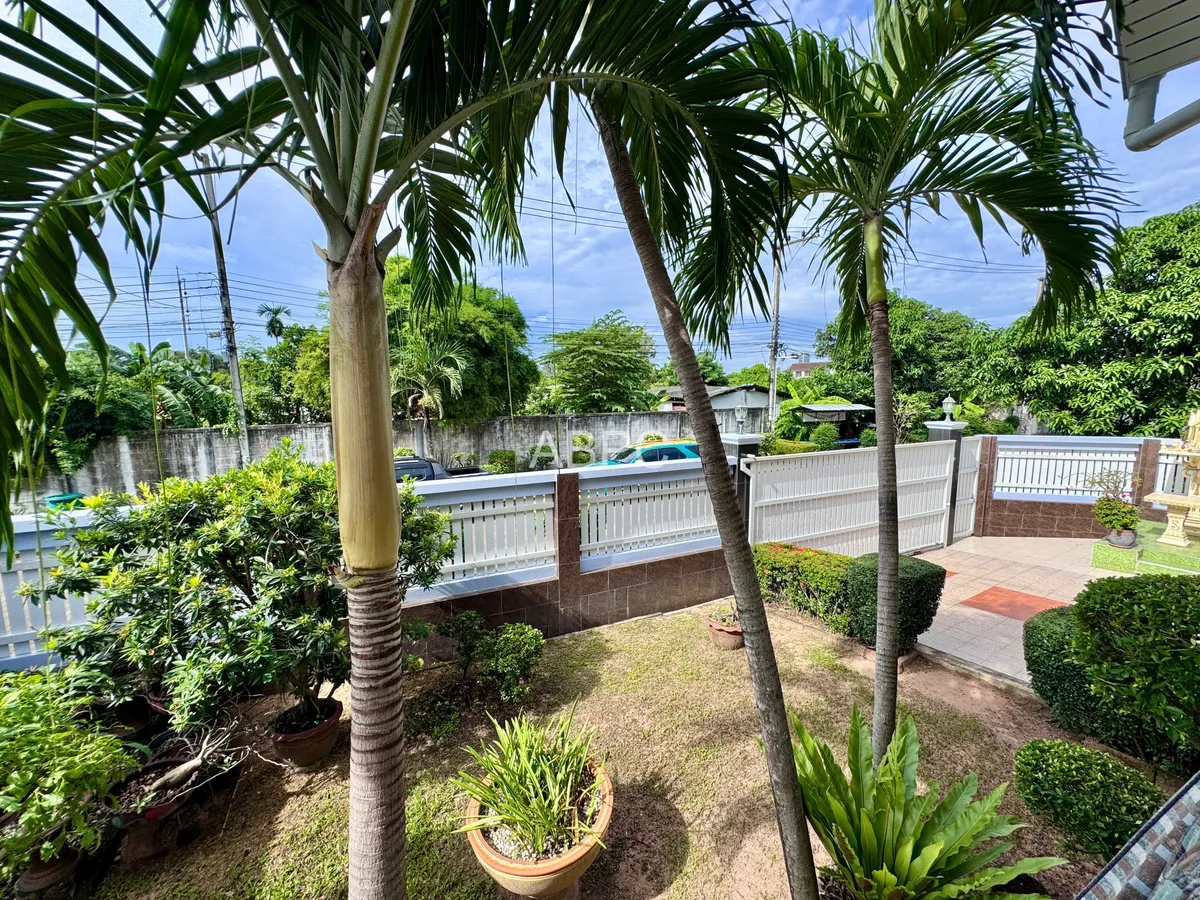 3 Bedrooms 4 bathrooms Pattaya Park Hill Nongprue photo 5