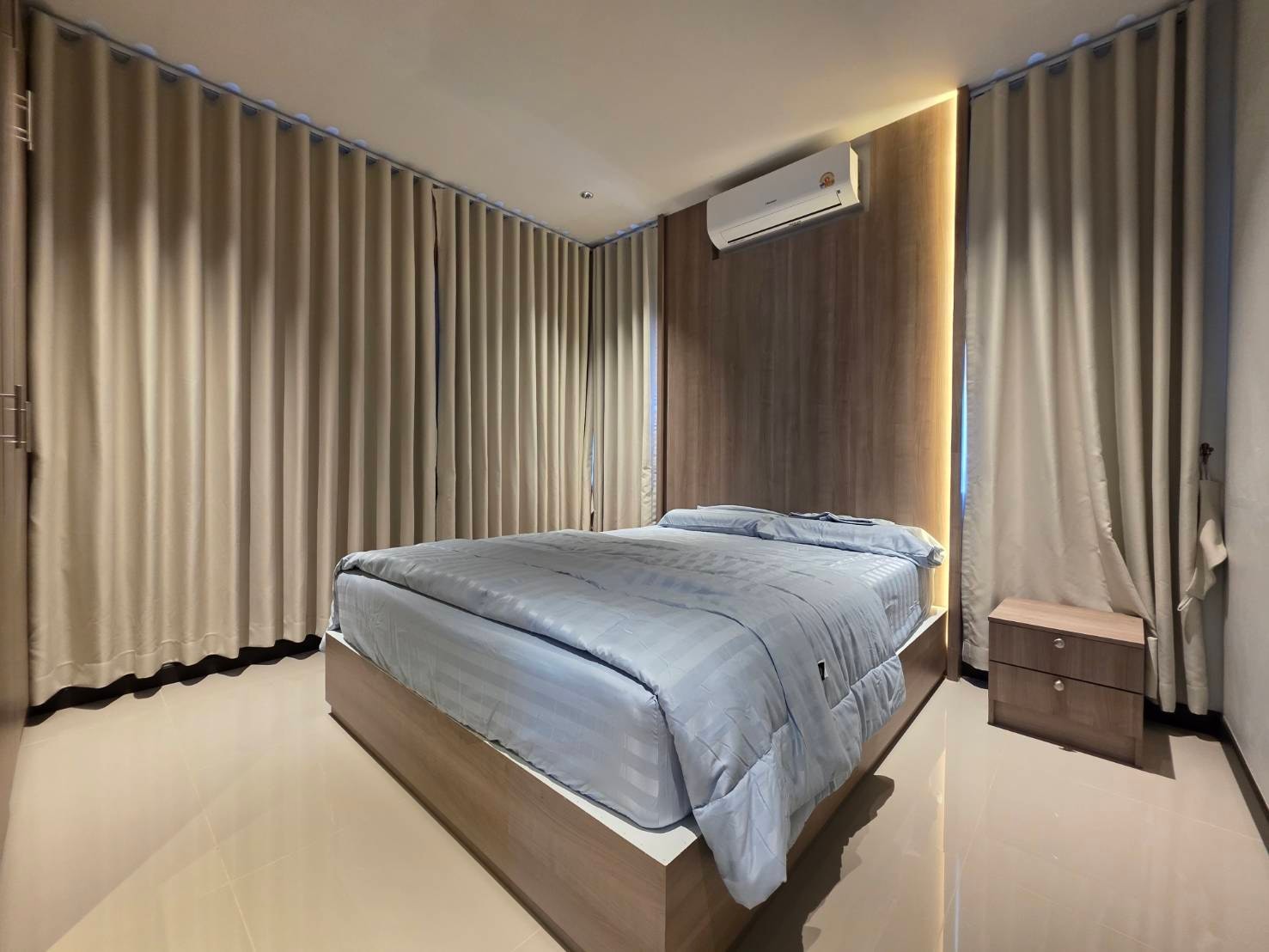 5 Bedroom 5 Bathroom With Private Pool in East Pattaya photo 27