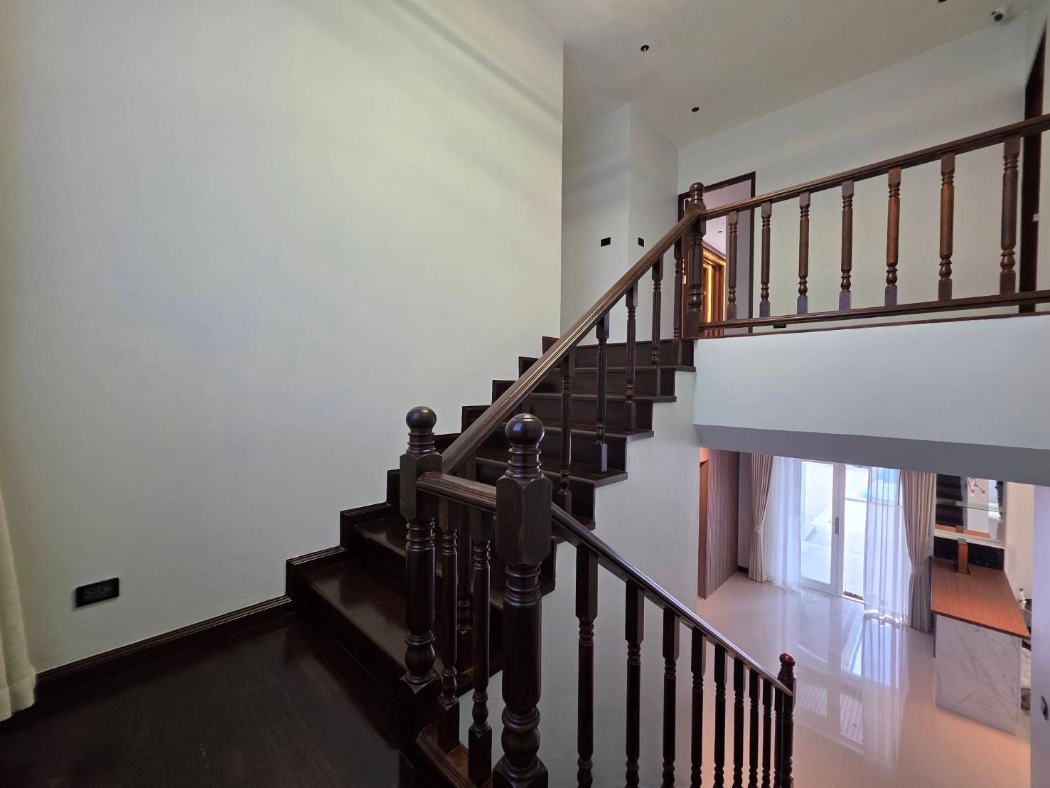 5 Bedroom 5 Bathroom With Private Pool in East Pattaya photo 25