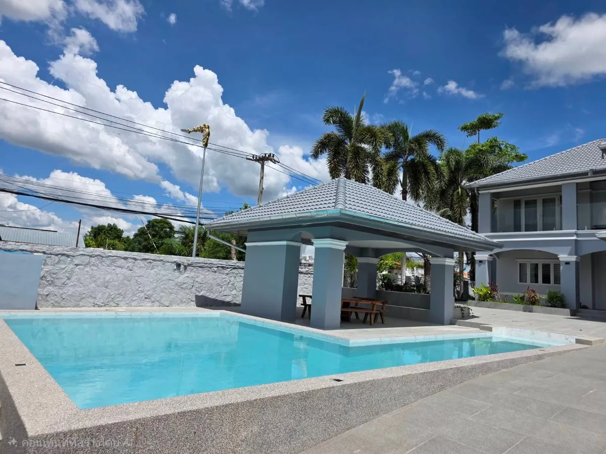 5 Bedroom 5 Bathroom With Private Pool in East Pattaya photo 30