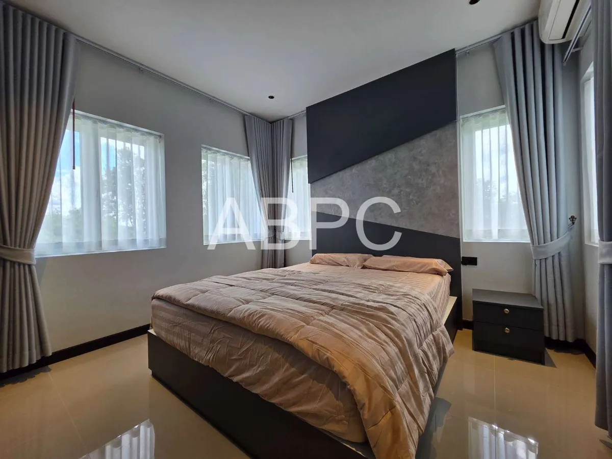 5 Bedroom 5 Bathroom With Private Pool in East Pattaya photo 4