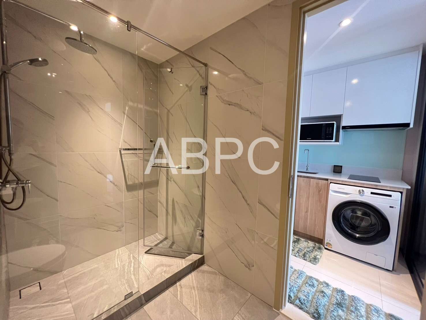 Studio 1 Bathroom in North Pattaya photo 12