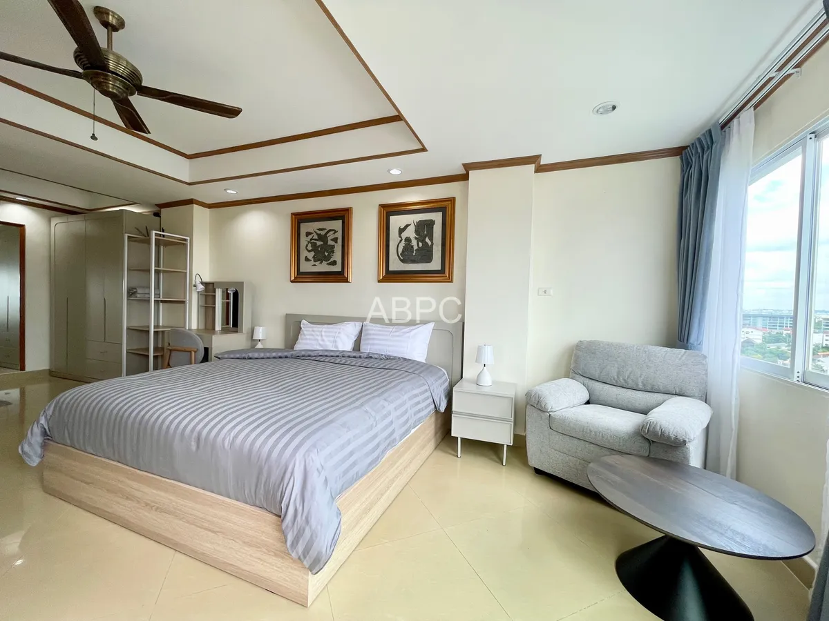 Jomtien Thip Condo Brand New Renovated Sea View For Rent photo 10
