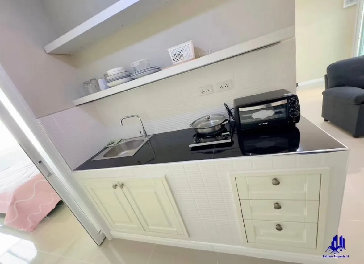 City center 4 bed renovated townhouse photo 8
