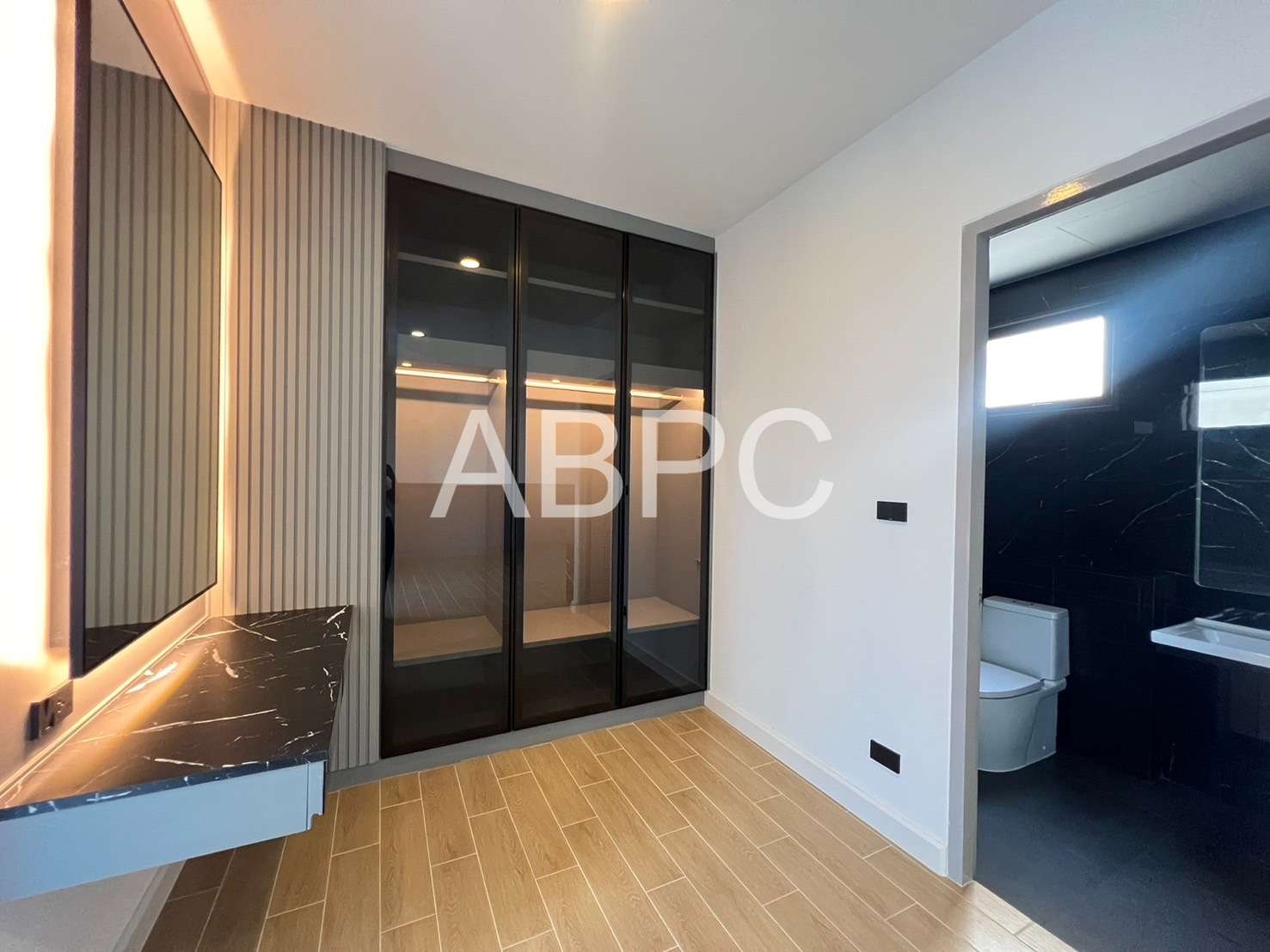 Pool Villa 5 Bedrooms 6 Bathrooms in Huay yai photo 14
