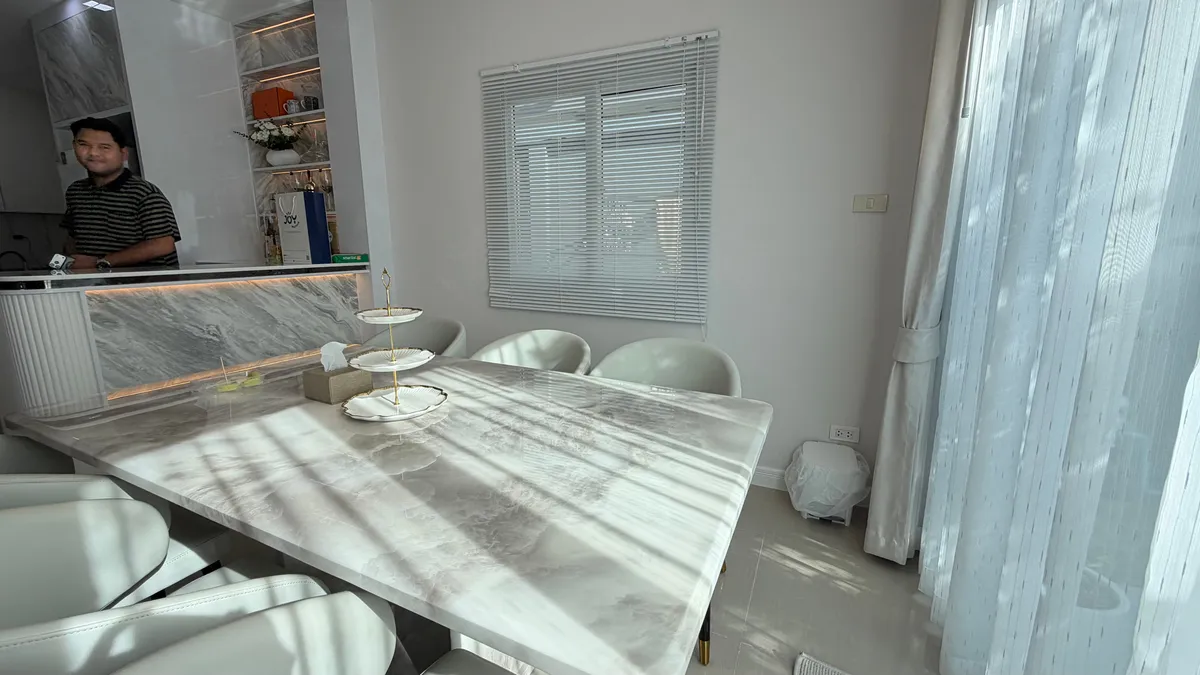 Like New 3 Bed 3 Bath House In East Pattaya photo 24