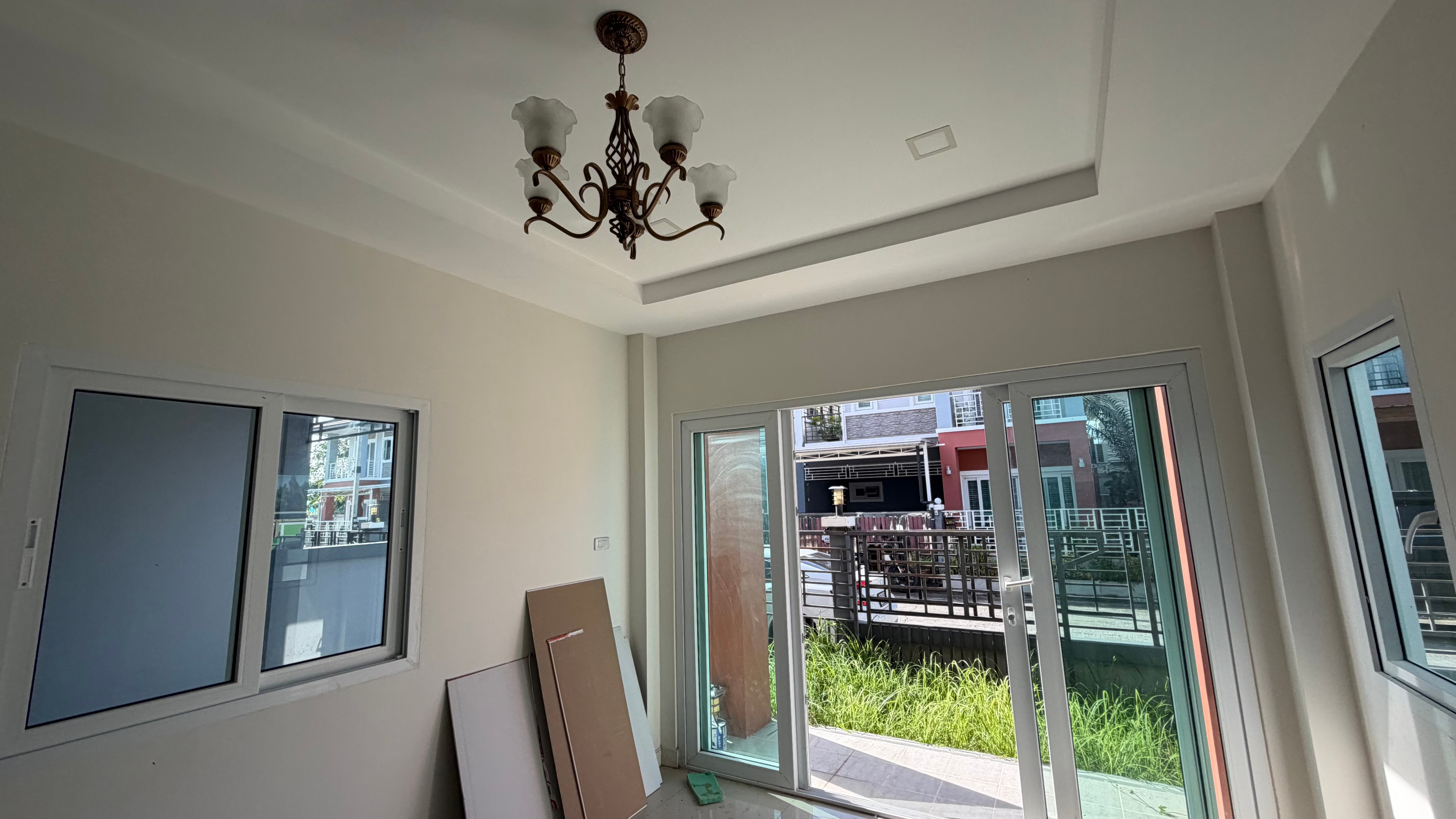 Like New 3 Bed 3 Bath House In East Pattaya photo 16