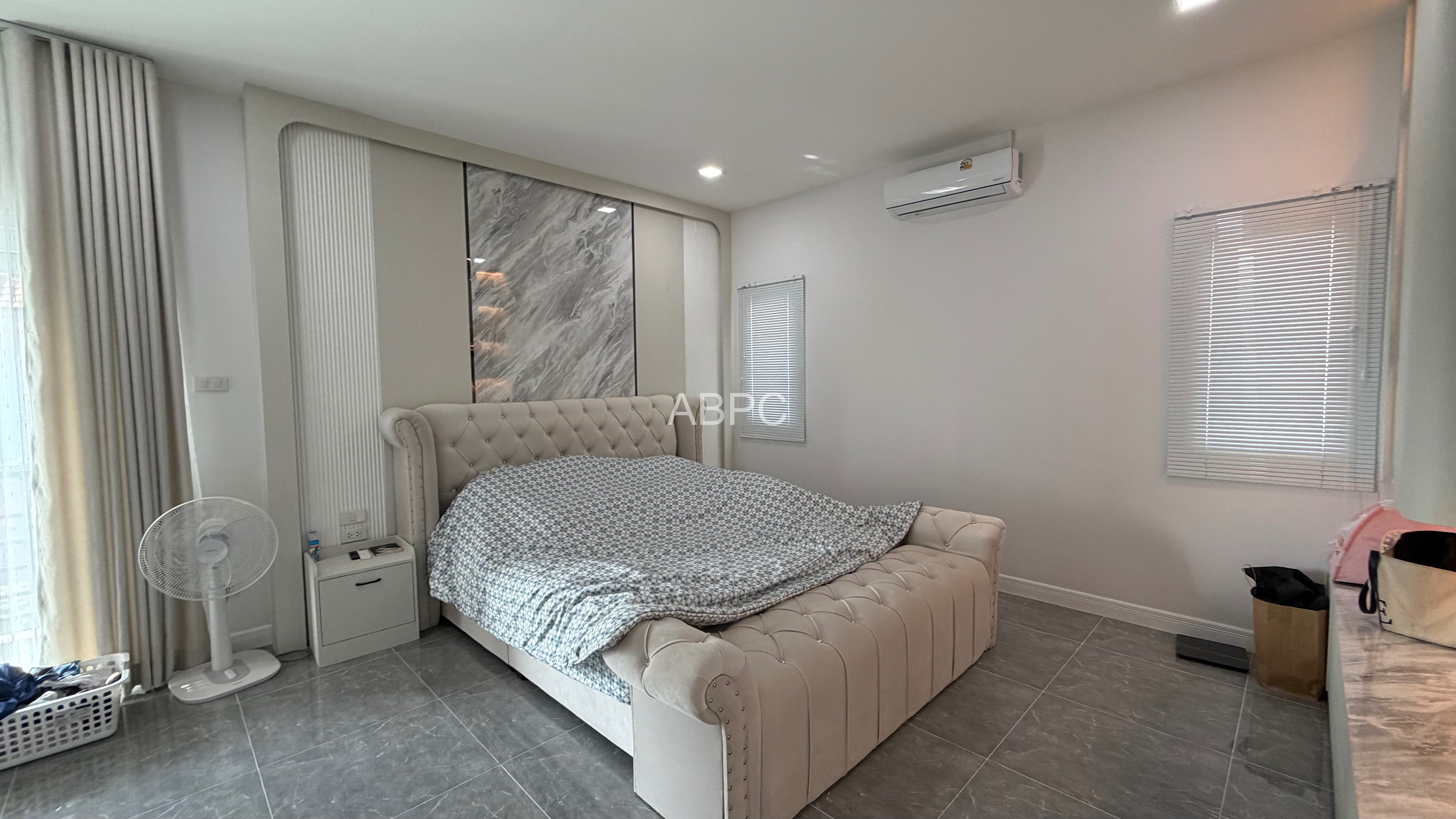 Like New 3 Bed 3 Bath House In East Pattaya photo 6