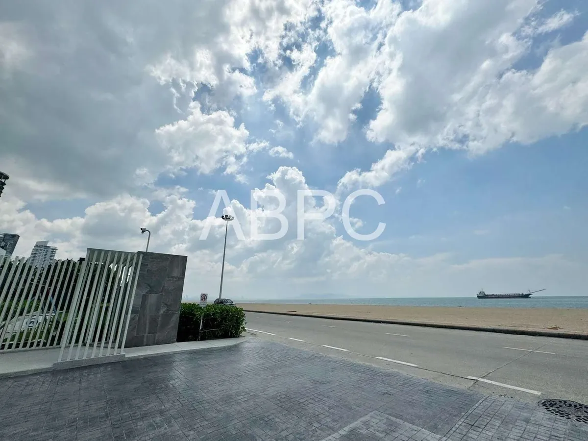 2 Bedroom Seaview in Jomtien