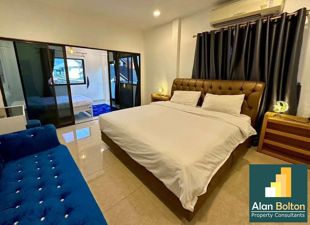 Pool Villa for rent 5 Bedrooms 6 Bathrooms in Jomtien photo 11