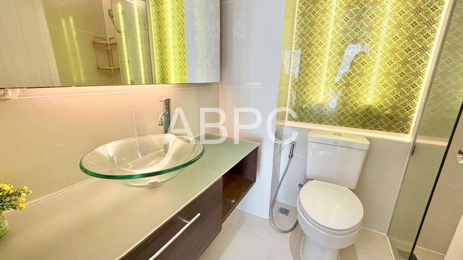 One Bed Room Condo For Sale In South Pattaya photo 16