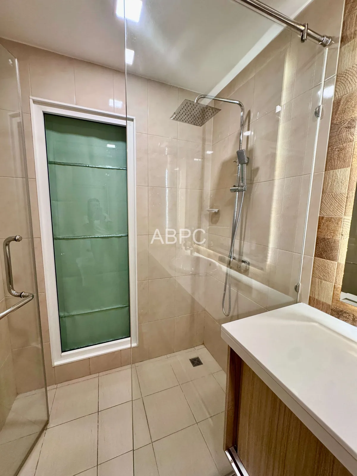 1 Bedroom 1Bathroom City Garden Tower photo 7