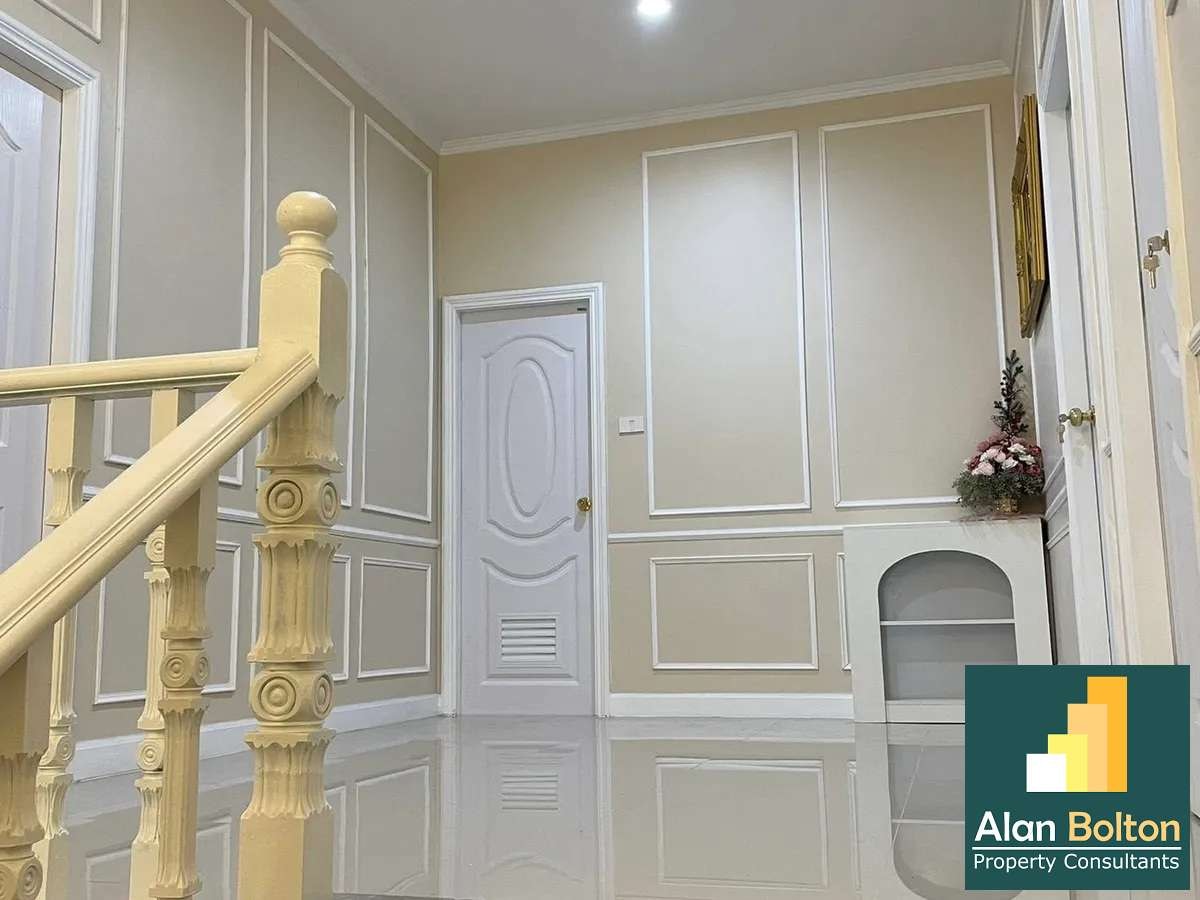 House for rent 5 Bedrooms 3 Bathrooms in East Pattaya photo 26