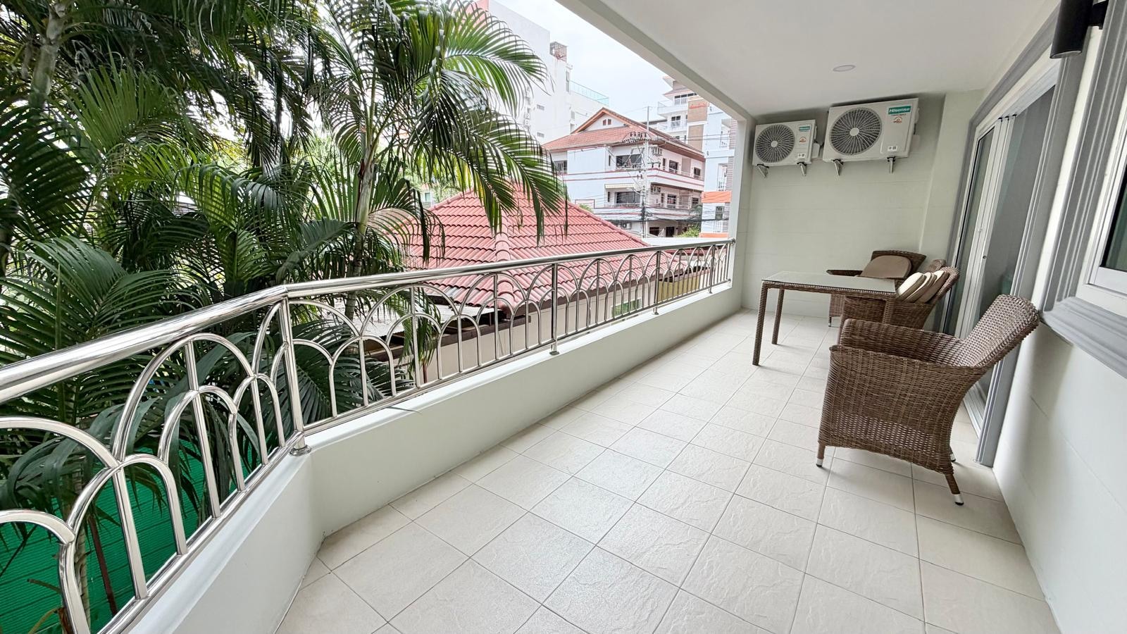 Newly Renovated 1 bedroom Condo For Sale In Prahtamnak photo 29