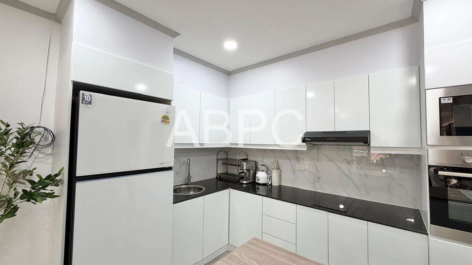 Newly Renovated 1 bedroom Condo For Sale In Prahtamnak photo 14