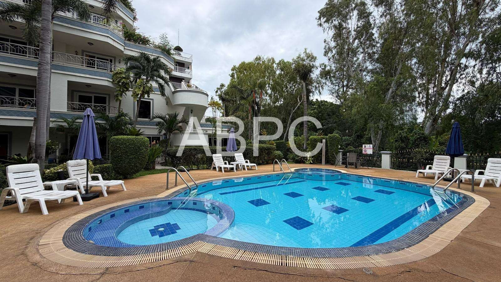 Newly Renovated 1 bedroom Condo For Sale In Prahtamnak photo 12
