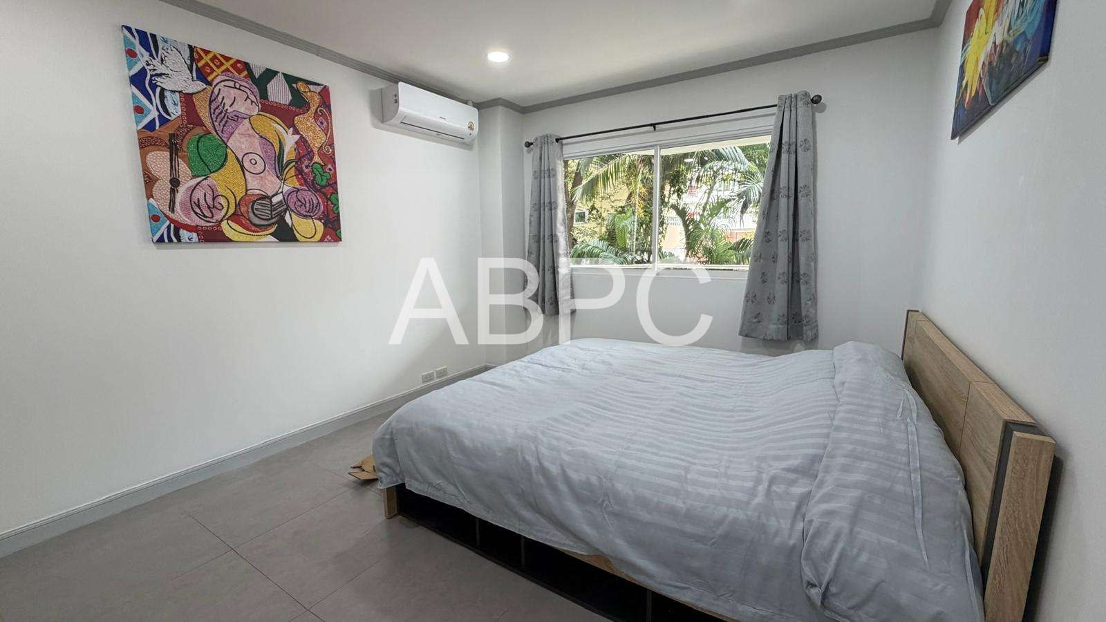 Newly Renovated 1 bedroom Condo For Sale In Prahtamnak photo 2