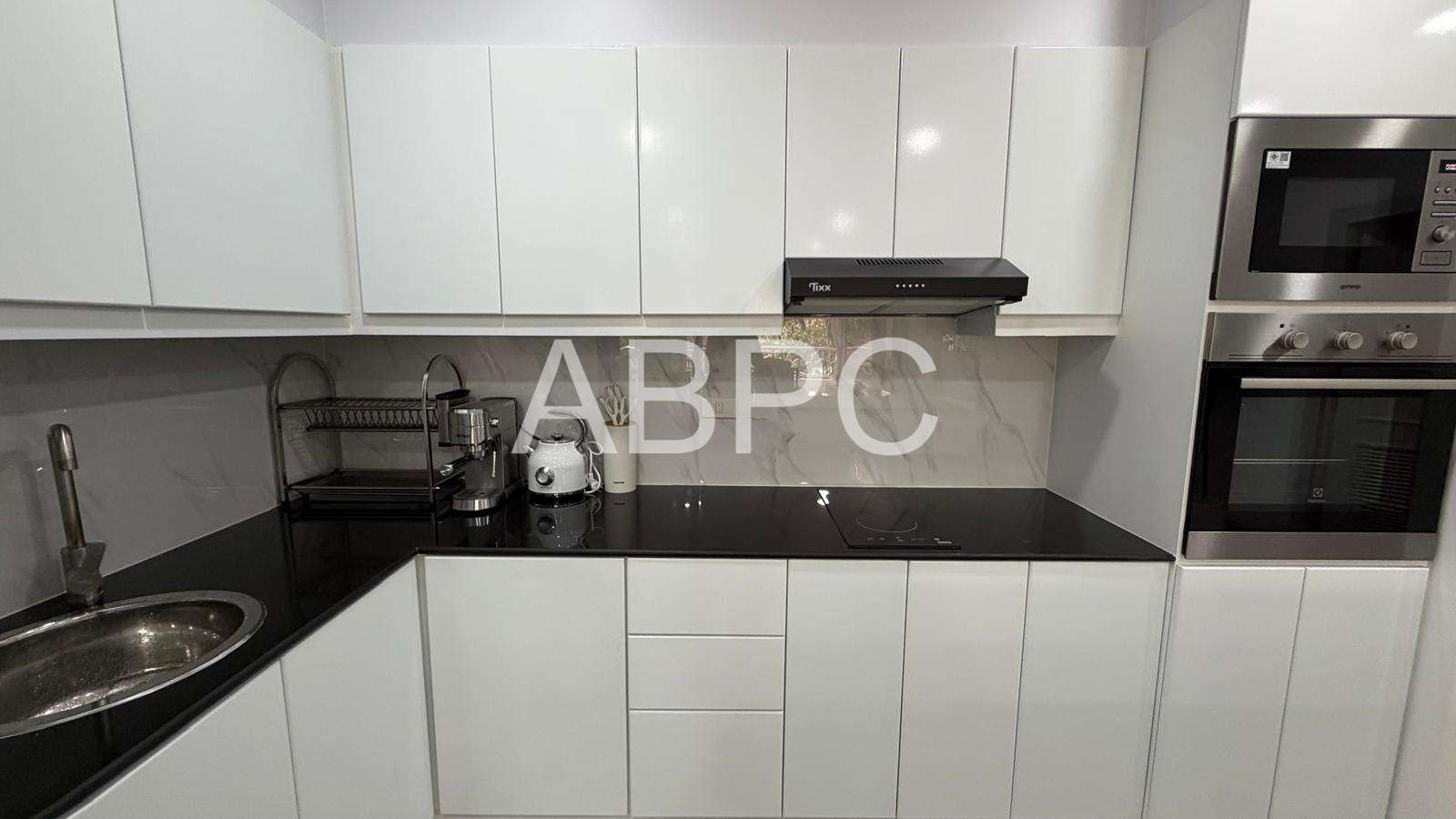 Newly Renovated 1 bedroom Condo For Sale In Prahtamnak photo 15