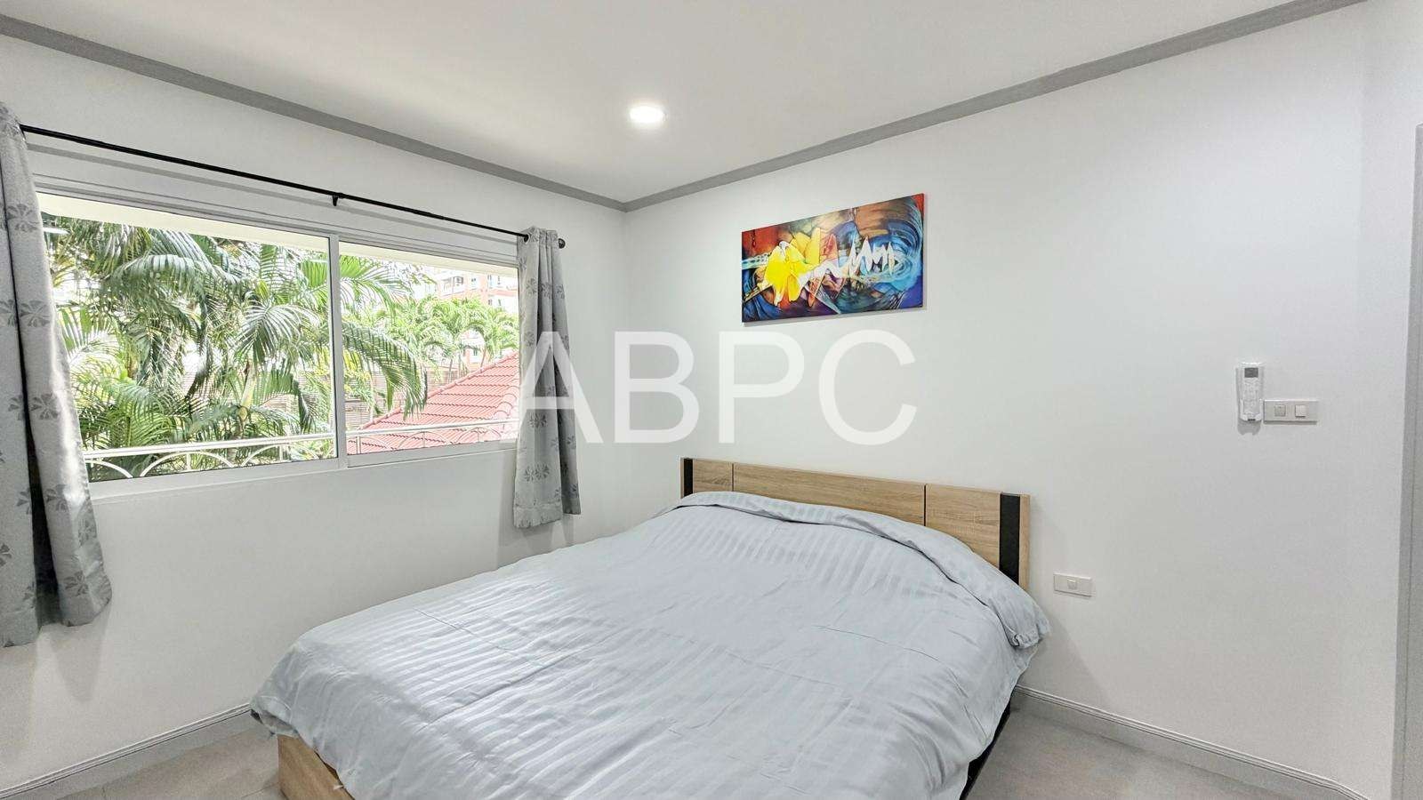 Newly Renovated 1 bedroom Condo For Sale In Prahtamnak photo 16