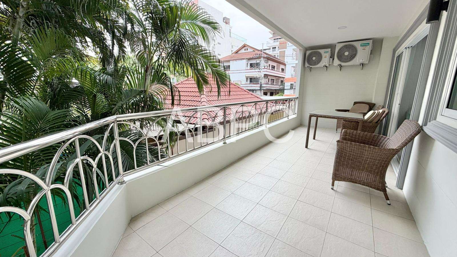Newly Renovated 1 bedroom Condo For Sale In Prahtamnak photo 10
