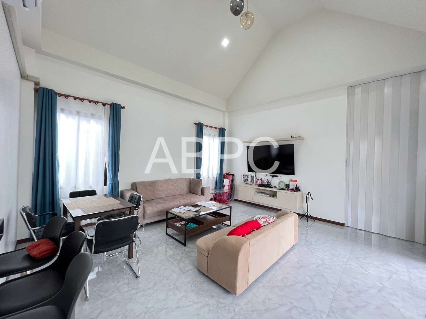 European Nodic House Village 3 Bedrooms 3 Bathrooms in East Pattaya photo 4