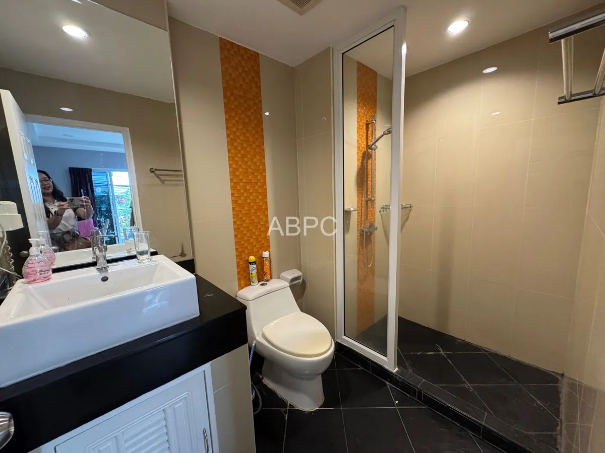2 Bedroom 1 Bathroom in Pratumnak photo 8