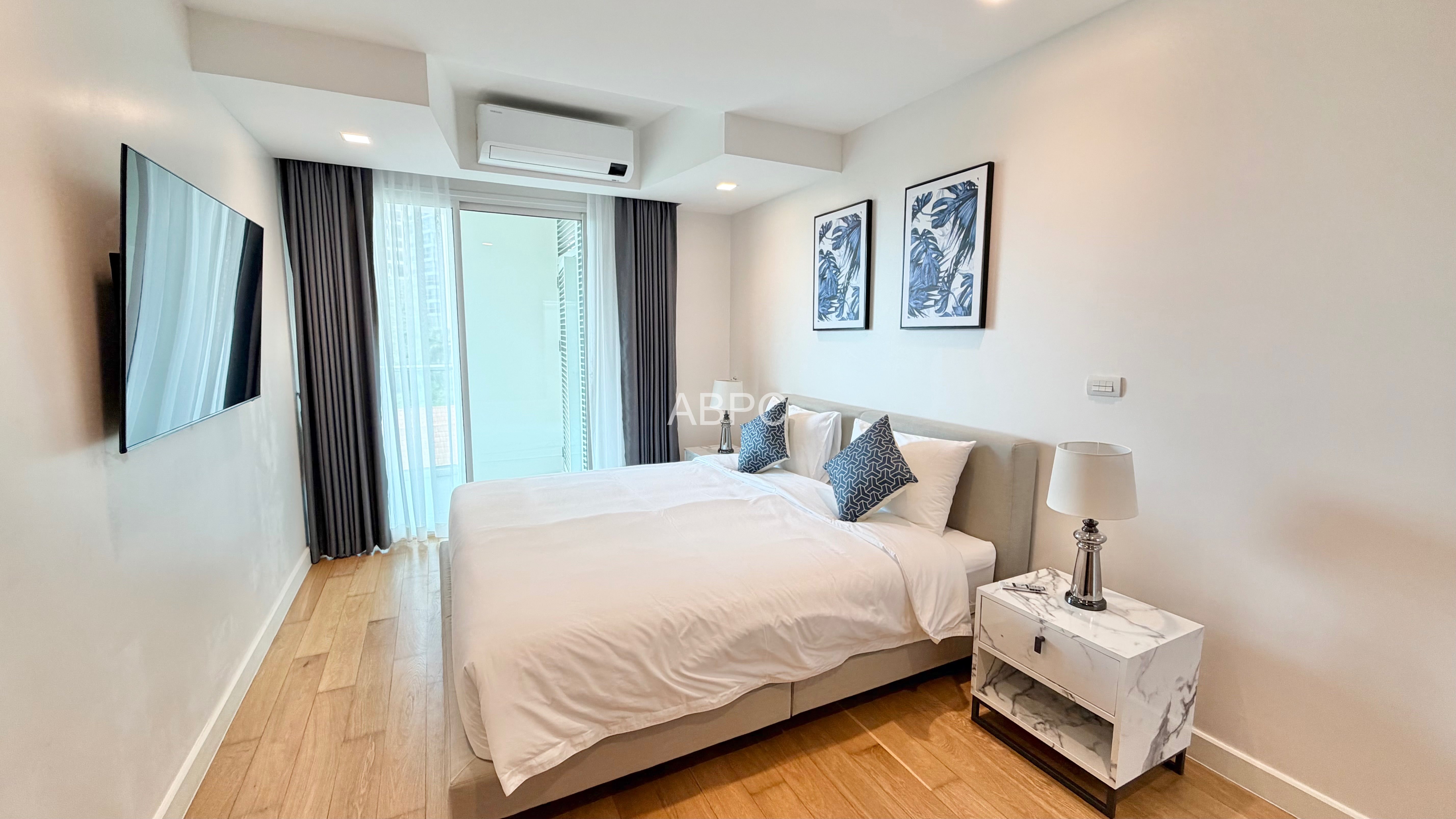 Large 1 Bedroom Condo For Sale In Cosy Beach photo 16