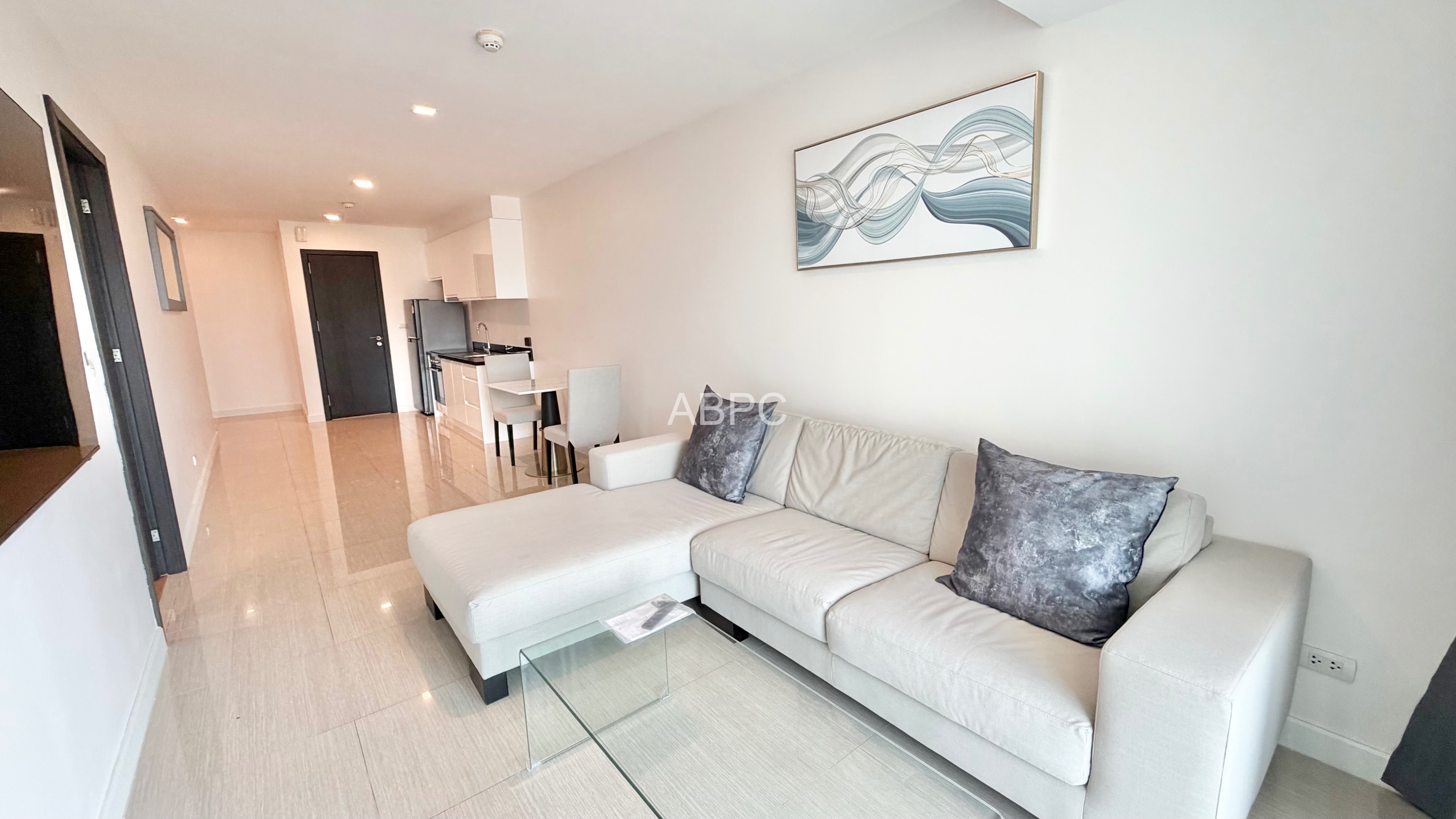 Large 1 Bedroom Condo For Sale In Cosy Beach photo 15