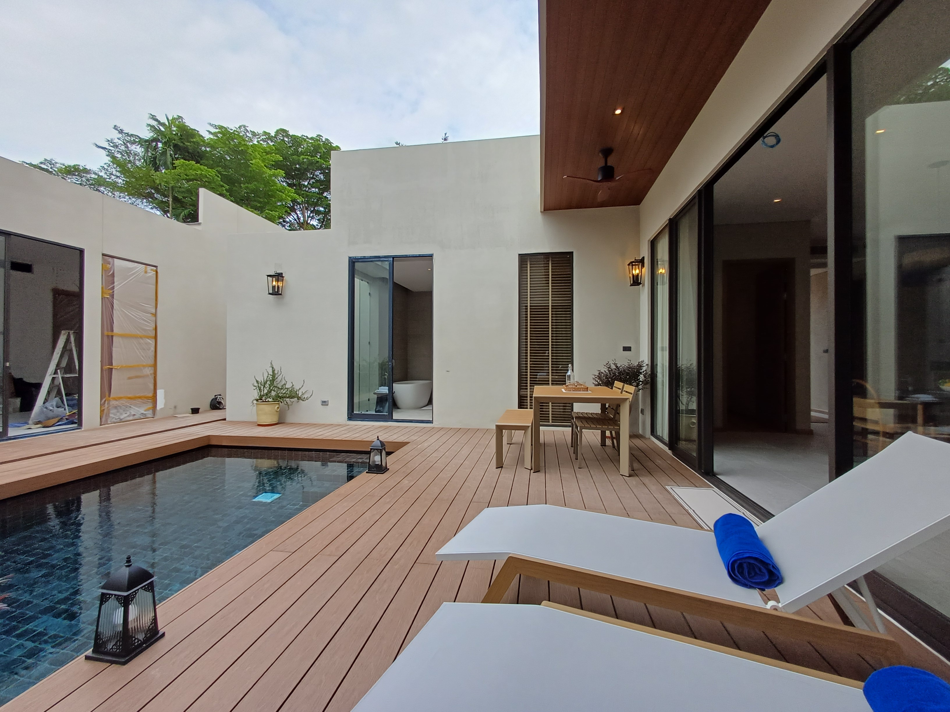 Luxury Pool Villa Resort 8 Villas and 1 Cafe' Restaurant in Wongamat for Sale/Rent photo 21