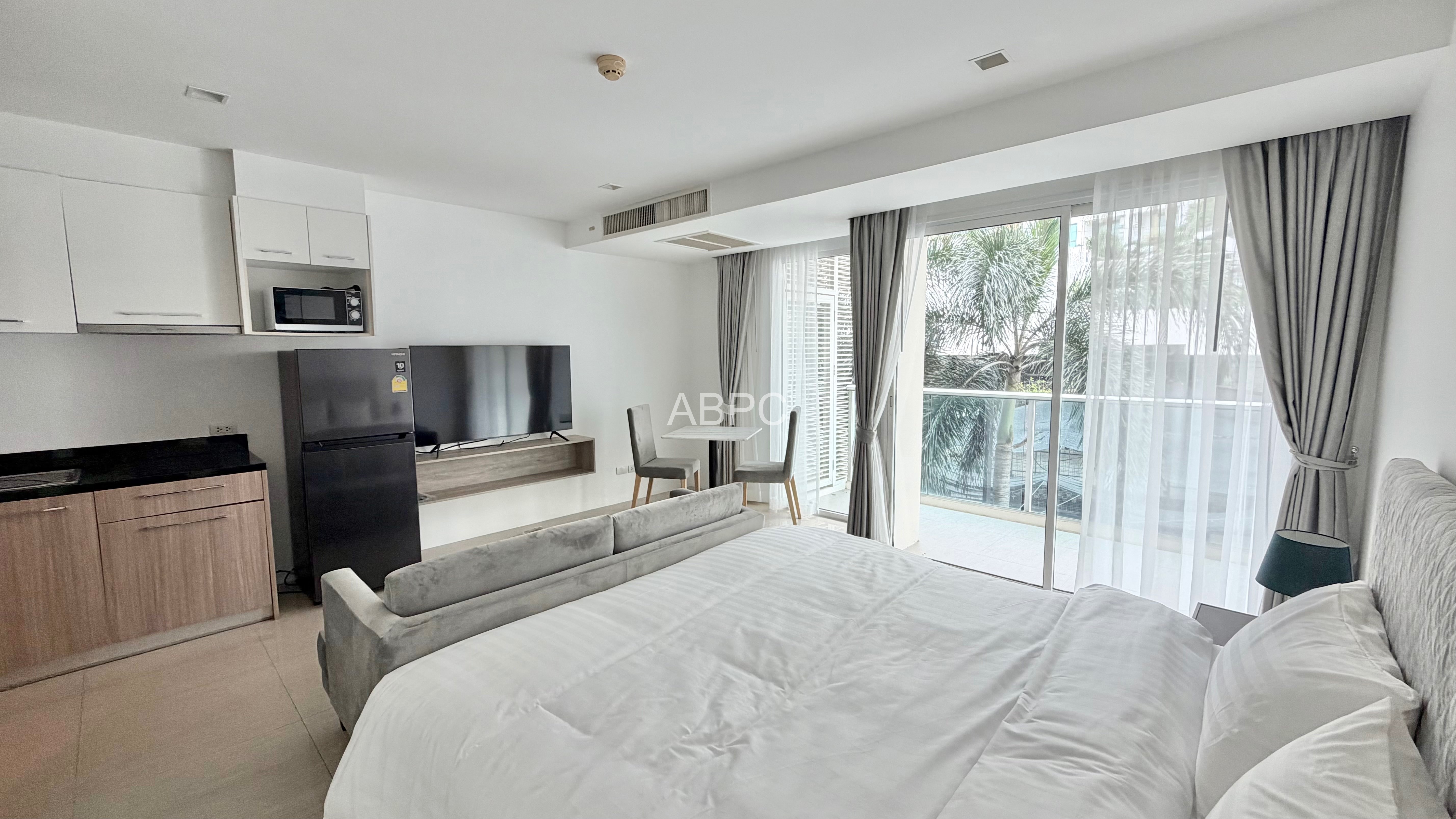 Studio Condo For Sale In Cosy Beach photo 9