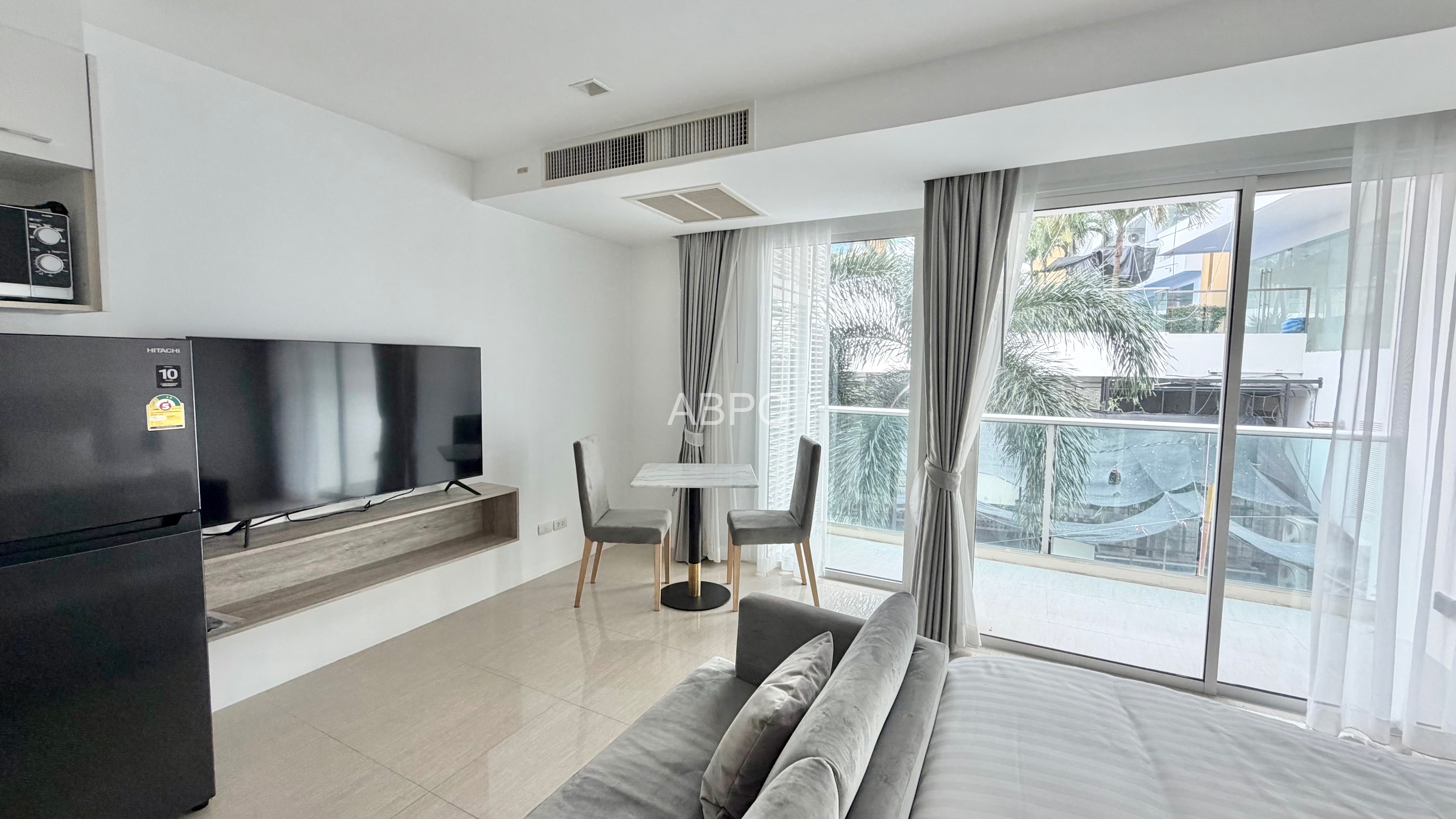 Studio Condo For Sale In Cosy Beach photo 3