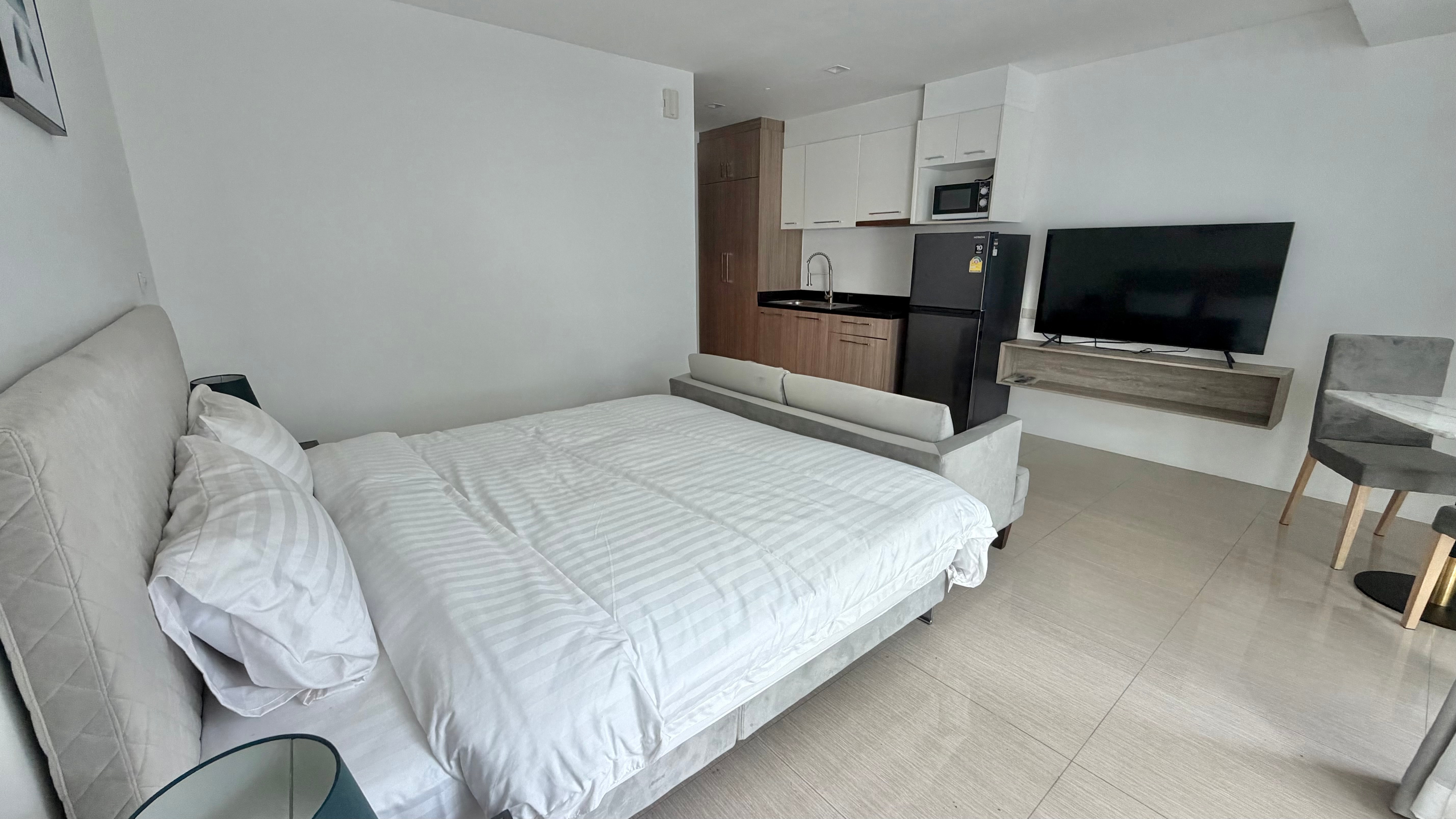 Studio Condo For Sale In Cosy Beach photo 17