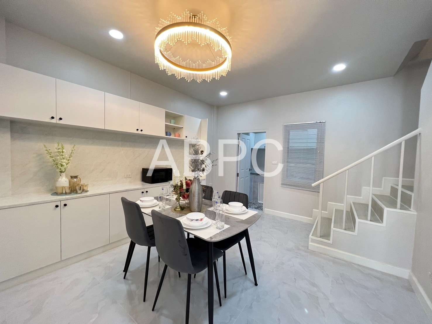2 Storey Townhouse 2 Bedrooms 2 Bathrooms in East Pattaya photo 16