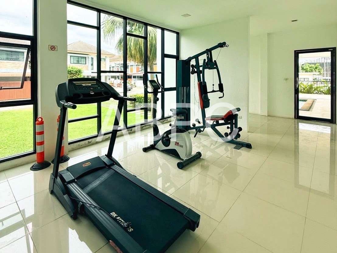 2 Storey Townhouse 2 Bedrooms 2 Bathrooms in East Pattaya photo 2