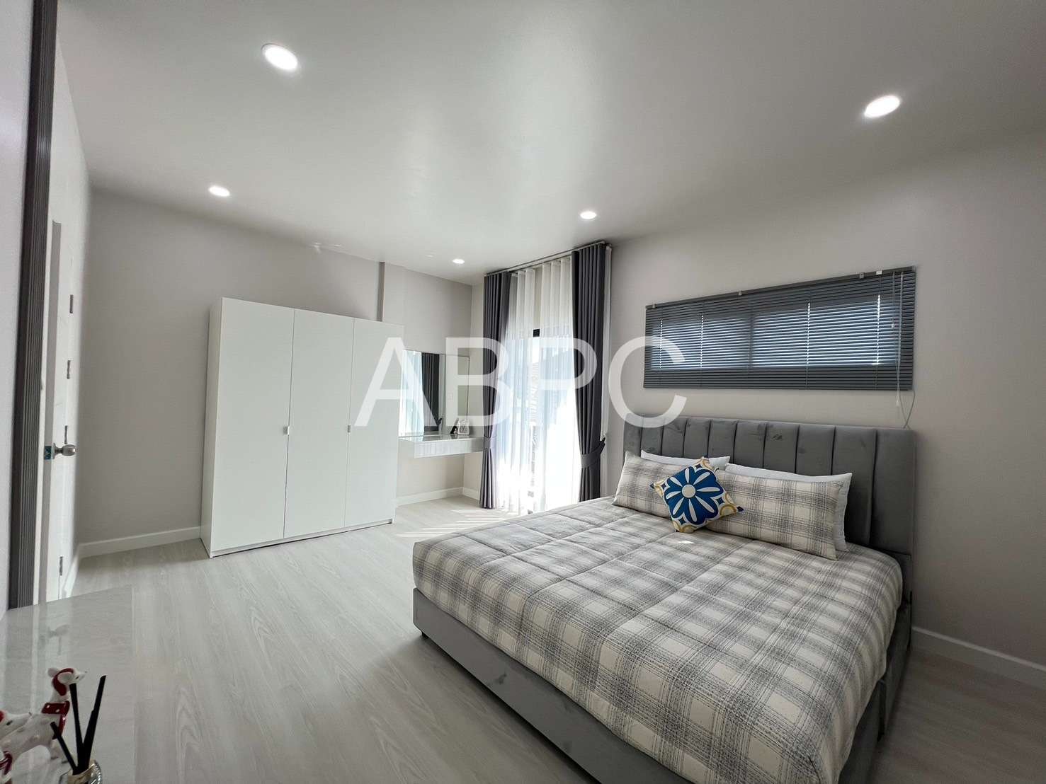 2 Storey Townhouse 2 Bedrooms 2 Bathrooms in East Pattaya photo 21