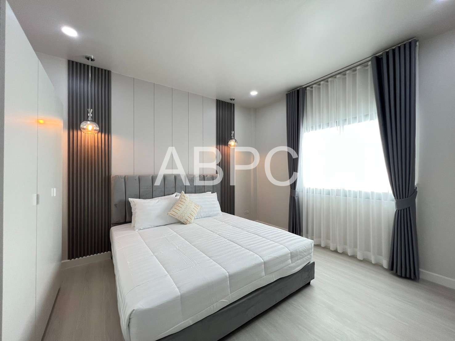 2 Storey Townhouse 2 Bedrooms 2 Bathrooms in East Pattaya photo 17