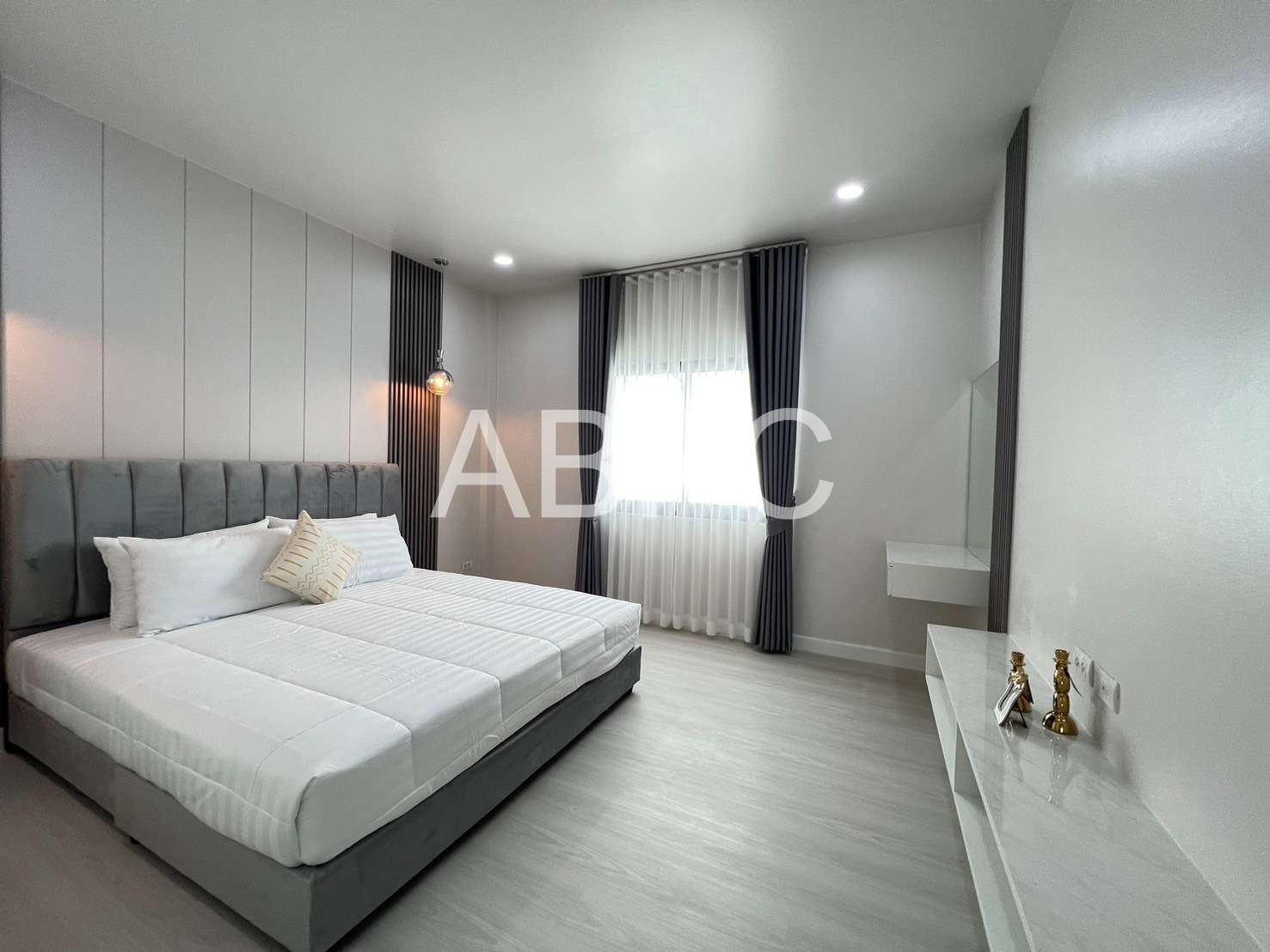 2 Storey Townhouse 2 Bedrooms 2 Bathrooms in East Pattaya photo 23