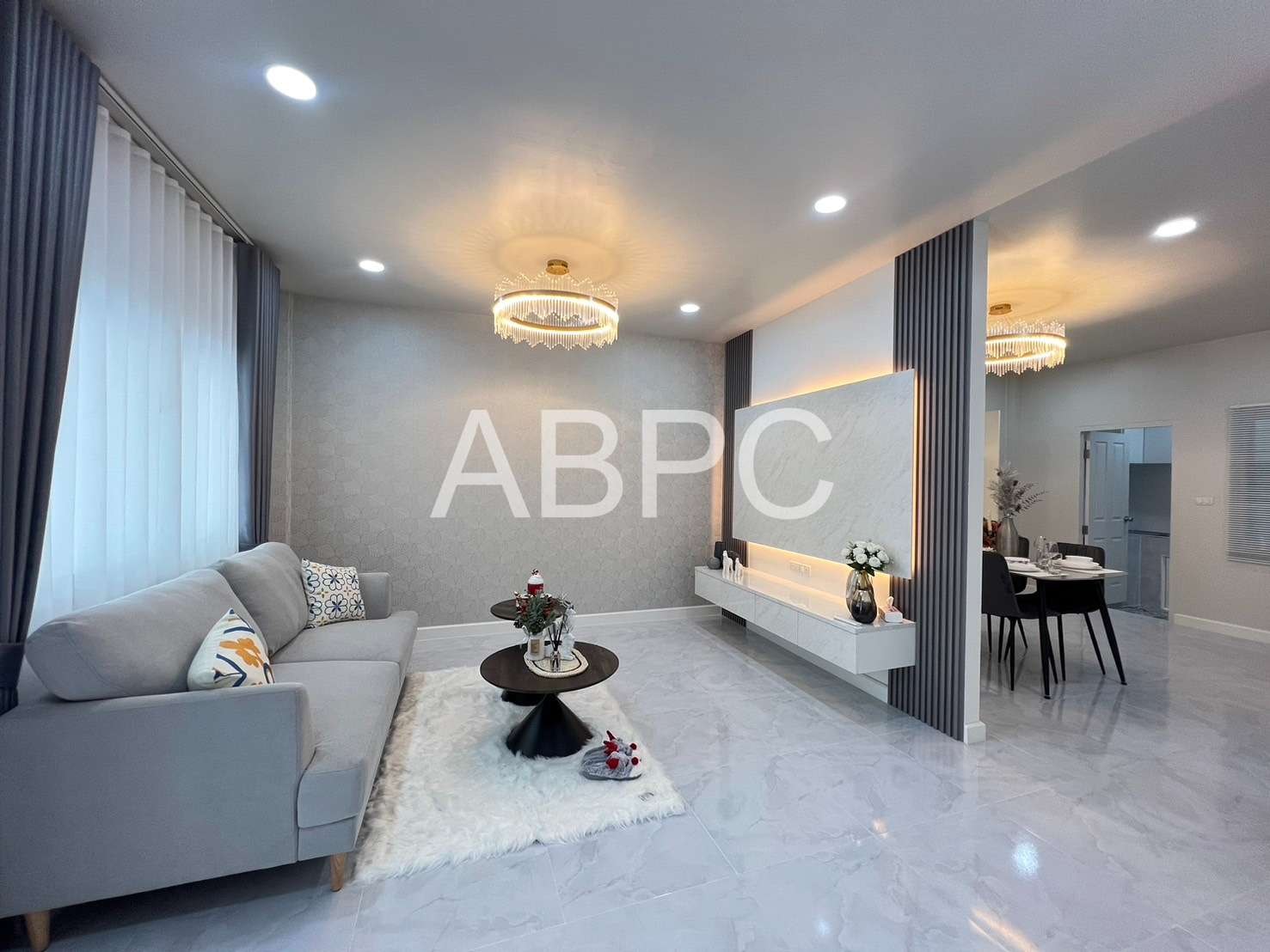 2 Storey Townhouse 2 Bedrooms 2 Bathrooms in East Pattaya photo 12