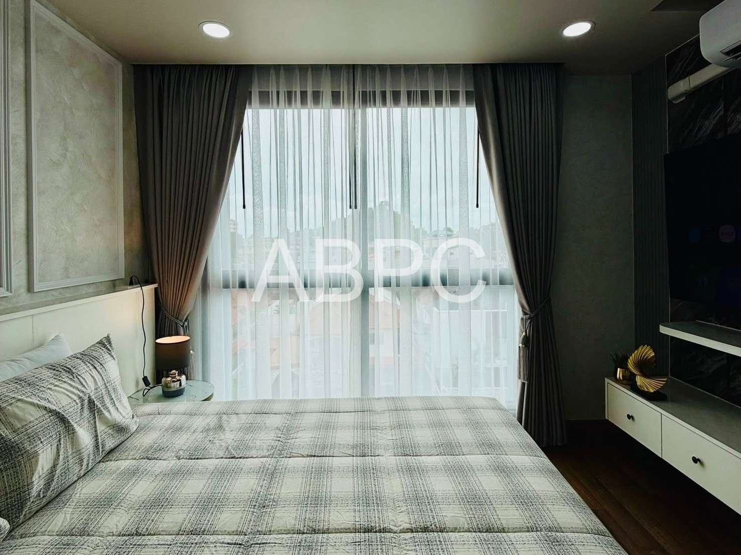 Coner 1 Bedroom 1 Bathroom in East Pattaya photo 13