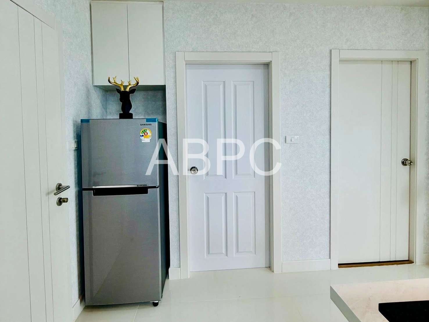 Coner 1 Bedroom 1 Bathroom in East Pattaya photo 9