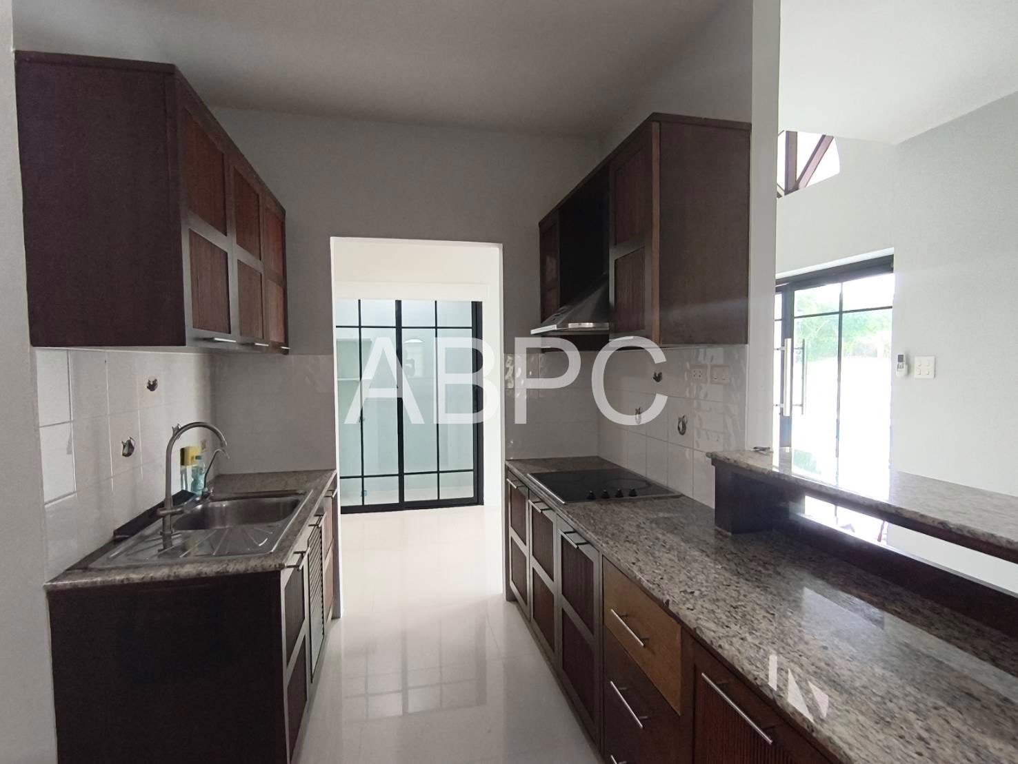 Single house with pool 3 Bedrooms 2 Bathrooms in Green Villa Golf course photo 7